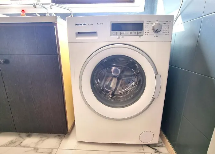 Cozy Apt, Near Airport With 100mbit Internet アパート